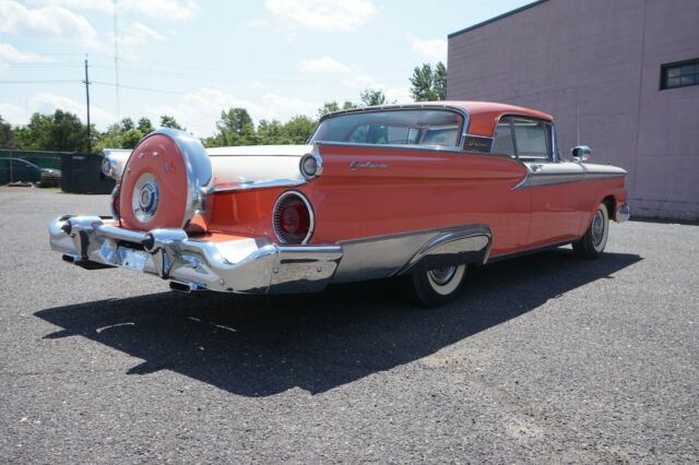 Ford Galaxie 1959 image number 28