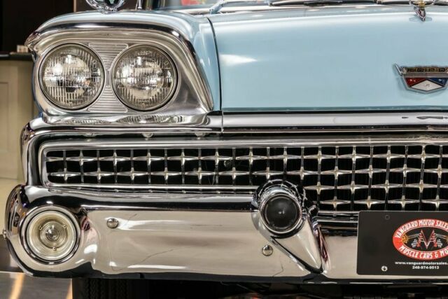 Ford Galaxie 1959 image number 20