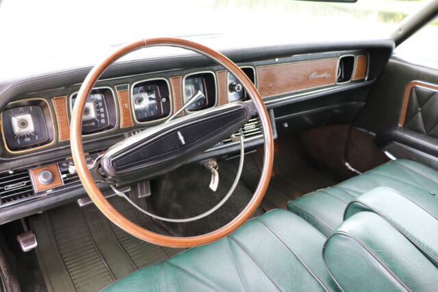 Lincoln Continental 1969 image number 10