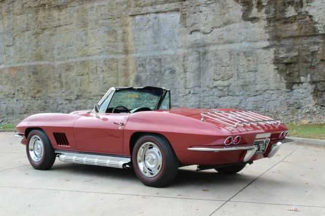 Chevrolet Corvette 1967 image number 2