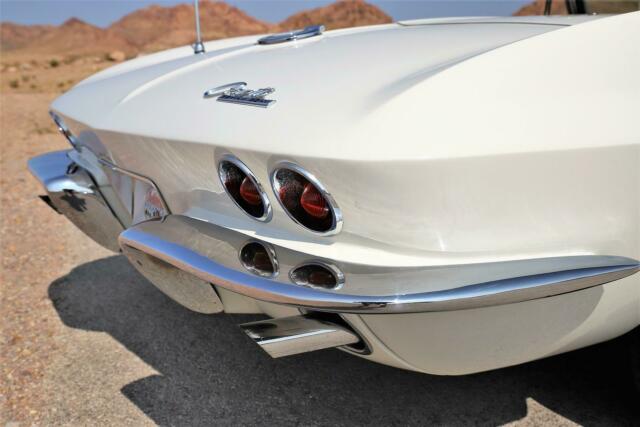 Chevrolet Corvette 1965 image number 2