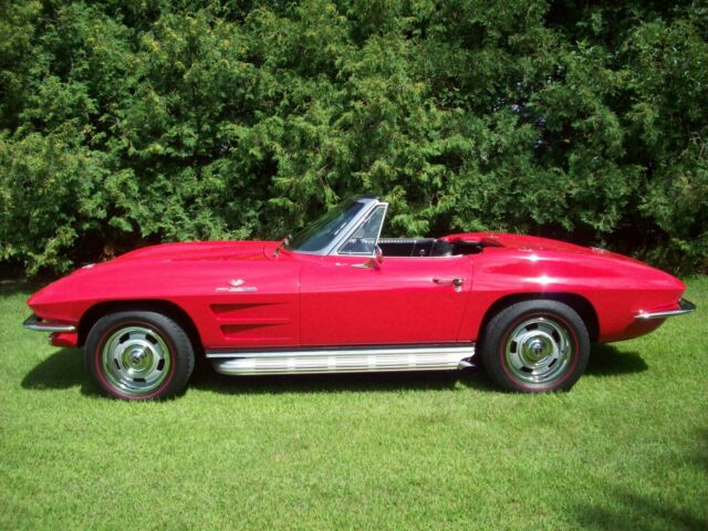 Chevrolet Corvette 1963 image number 24