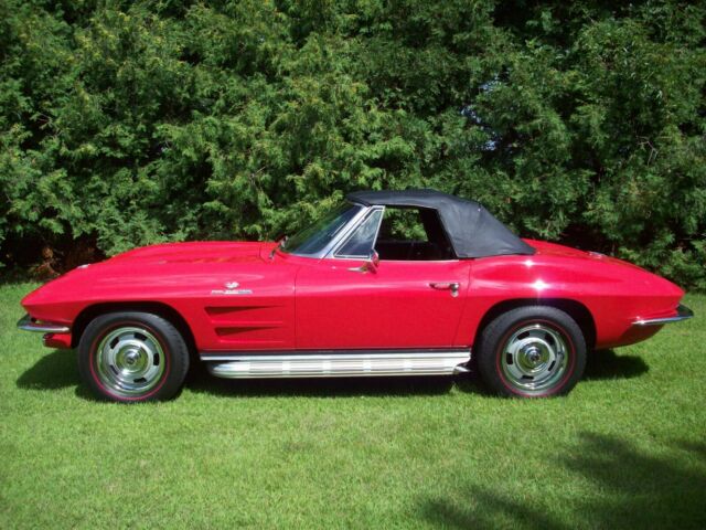 Chevrolet Corvette 1963 image number 26