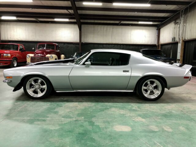 Chevrolet Camaro 1971 image number 1