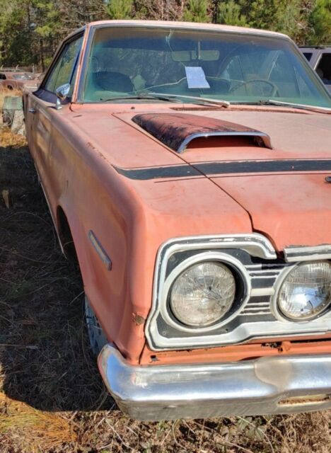 Plymouth Belvedere II 1967 image number 2