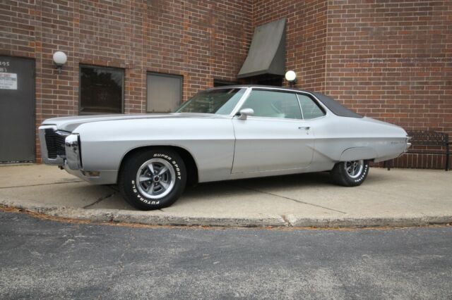 Pontiac Grand Prix 1968 image number 1