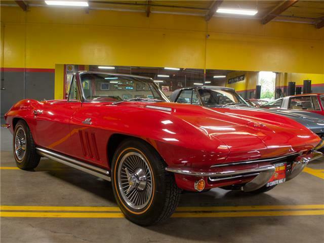 Chevrolet Corvette 1965 image number 1