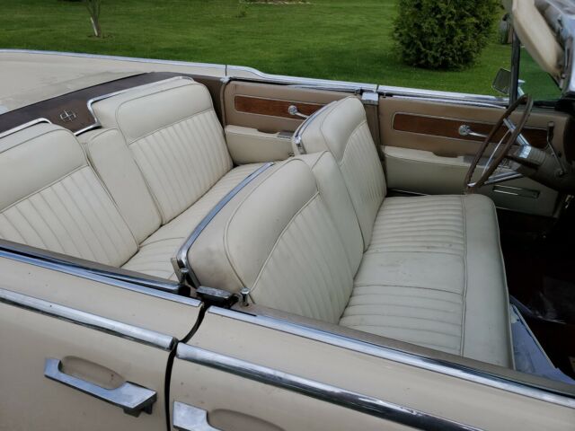 Lincoln Continental 1963 image number 18