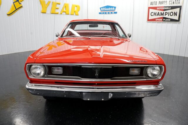 Plymouth Duster 1970 image number 9