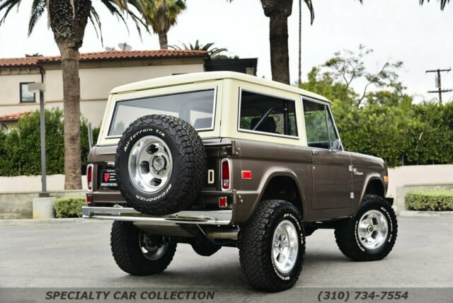 Ford Bronco 1975 image number 18