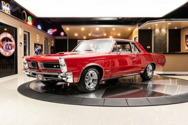 Pontiac GTO 1965 image number 0