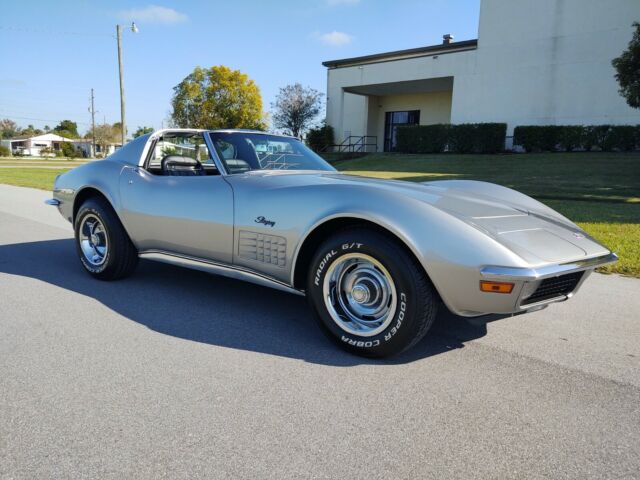 Chevrolet Corvette 1971 image number 13