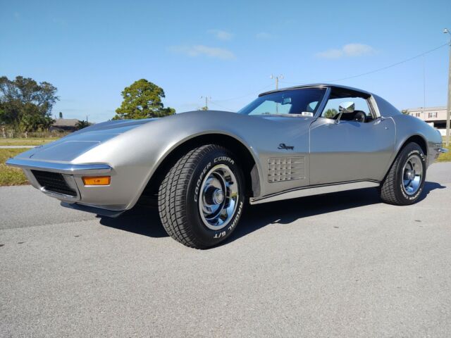 Chevrolet Corvette 1971 image number 24