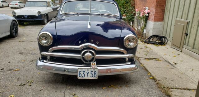 Ford Club coupe 1949 image number 17