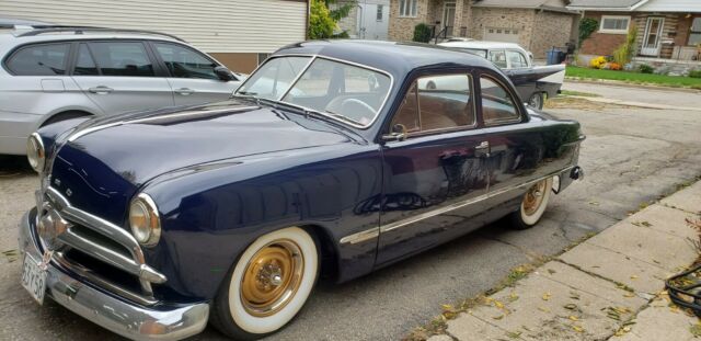 Ford Club coupe 1949 image number 19