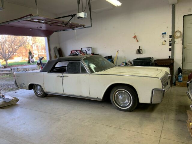 Lincoln Continental 1962 image number 1