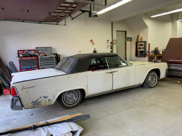 Lincoln Continental 1962 image number 18