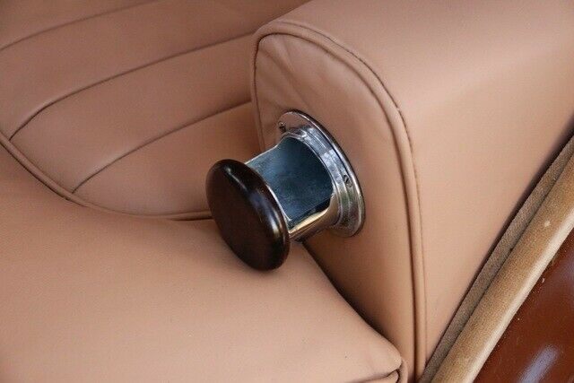 Rolls-Royce Silver Spirit/Spur/Dawn 1950 image number 43