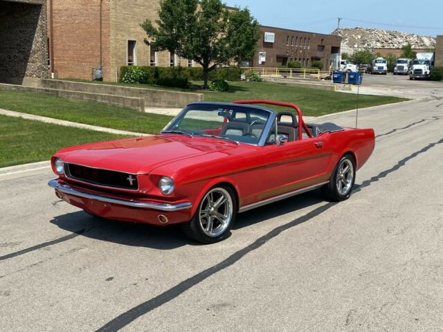 Ford Mustang 1965 image number 0