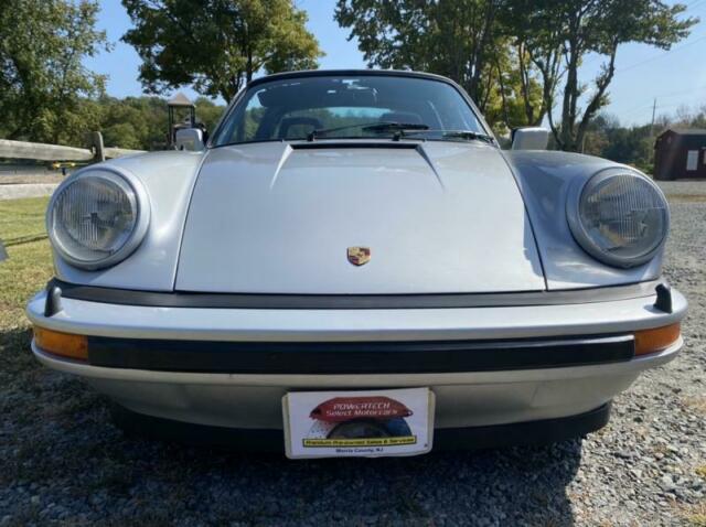 Porsche 911 1977 image number 6