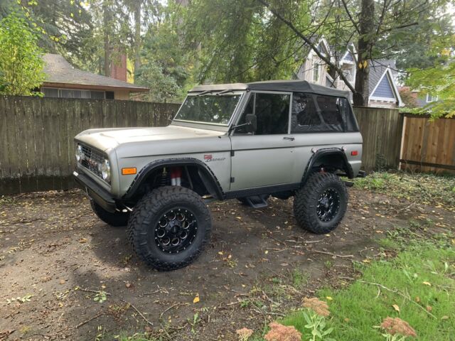 Ford Bronco 1974 image number 28