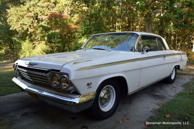 Chevrolet Impala 1962 image number 1