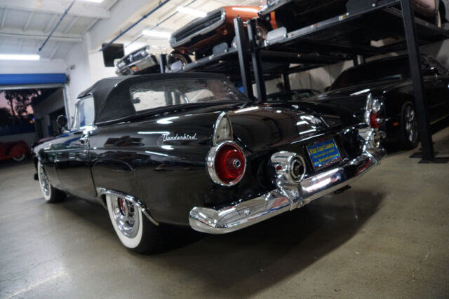 Ford Thunderbird 292 V8 Convertible 1955 image number 16