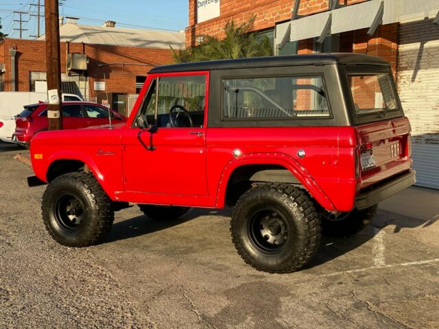 Ford Bronco 1970 image number 2