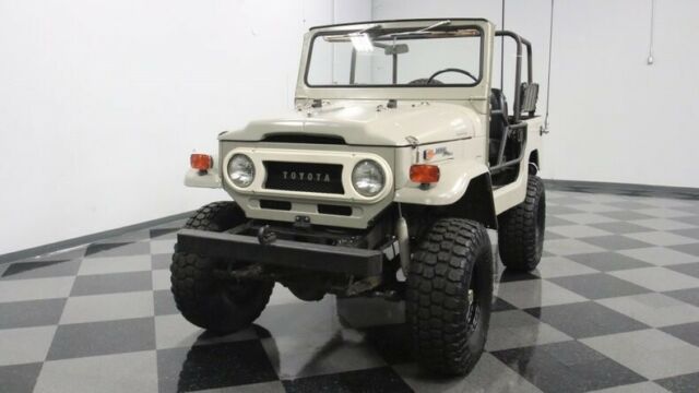 Toyota FJ Cruiser 1971 image number 20