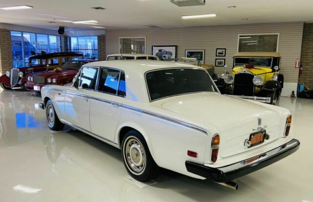 Rolls-Royce Silver Shadow 1975 image number 30