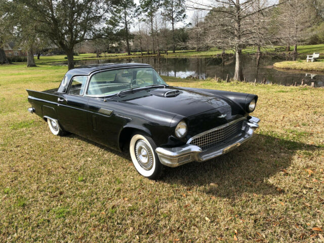 Ford Thunderbird 1957 image number 2