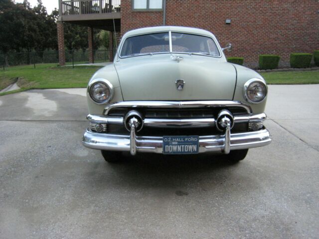 Ford Customline 1951 image number 45