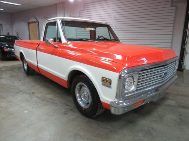 Chevrolet C-10 1971 image number 17