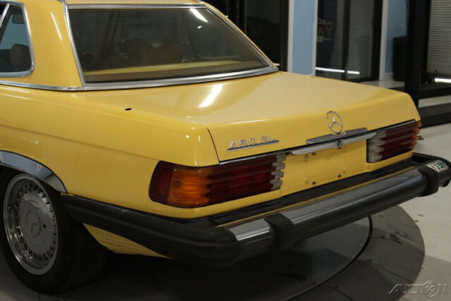 Mercedes-Benz SL 450 1978 image number 16