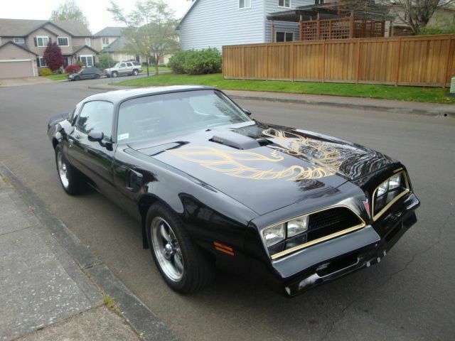 Pontiac Trans Am 1977 image number 0