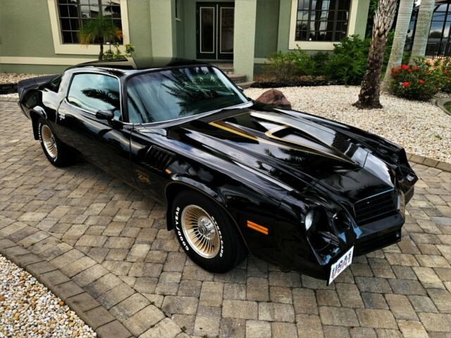 Chevrolet Camaro 1978 image number 27