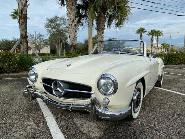 Mercedes-Benz SL-Class 1955 image number 1