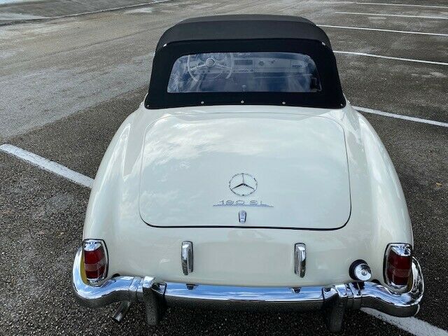 Mercedes-Benz SL-Class 1955 image number 28