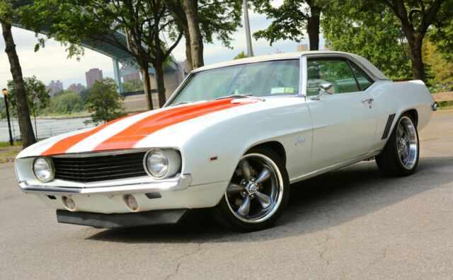 Chevrolet Camaro 1969 image number 30