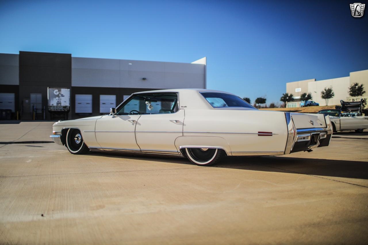 Cadillac DeVille 1972 image number 12