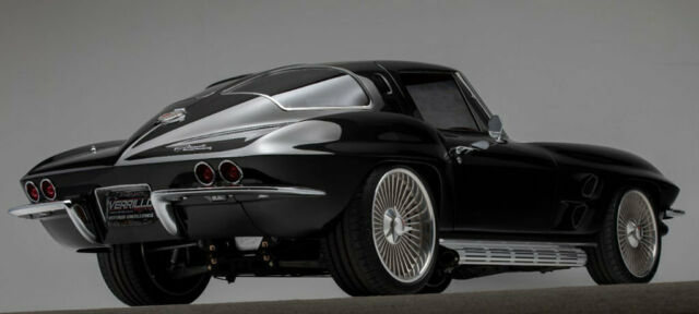 Chevrolet Corvette 1963 image number 18