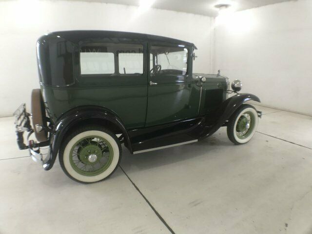 Ford Model A 1931 image number 10