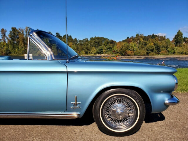 Chevrolet Corvair 1963 image number 15