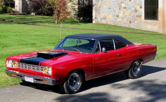 Plymouth Road Runner 1968 image number 21