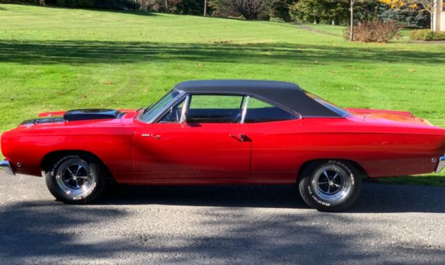 Plymouth Road Runner 1968 image number 6