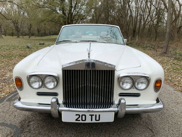 Rolls-Royce Corniche 1971 image number 25