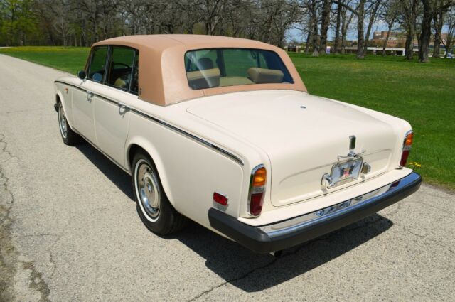 Rolls-Royce Silver Shadow 1975 image number 31