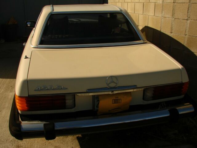 Mercedes-Benz SL-Class 1978 image number 26