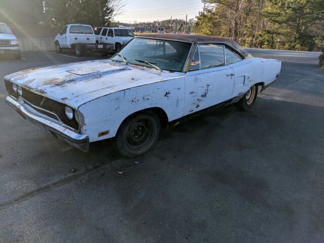 Plymouth Road Runner 1970 image number 21