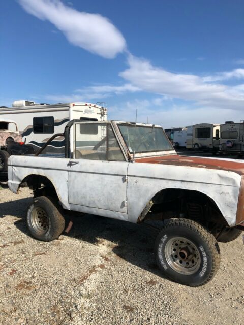 Ford Bronco 1969 image number 0